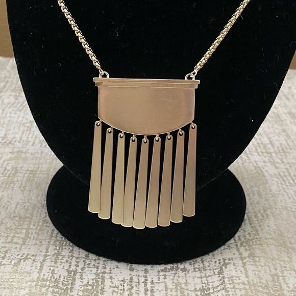 Kendra Scott Gold Ellen Abalone Shell Long Necklace. Box and Dust Bag. NWT - Picture 3 of 9